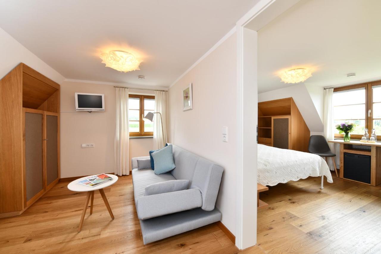 Hotel Montfort-Schloessle Λιντάου Εξωτερικό φωτογραφία