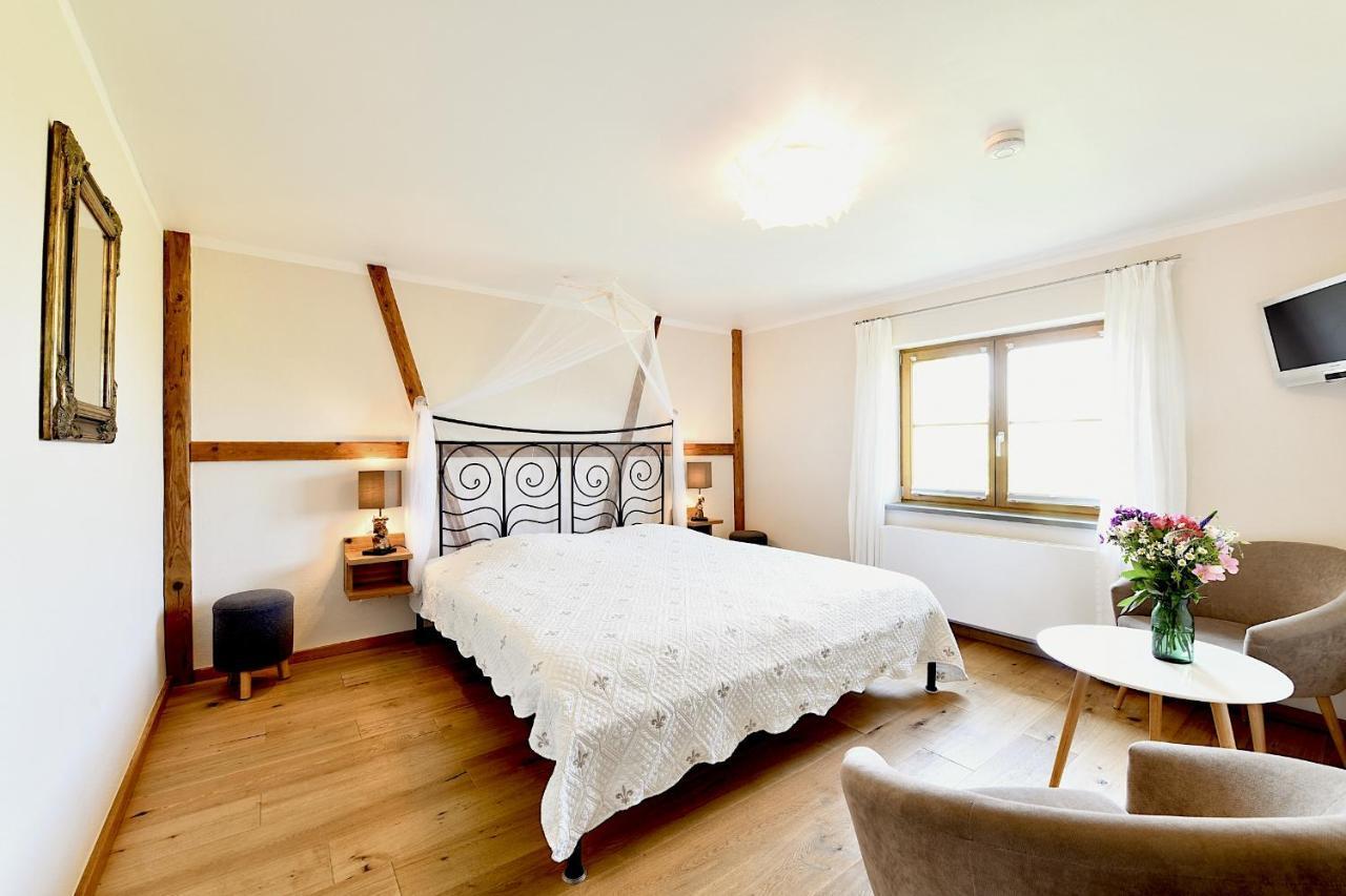 Hotel Montfort-Schloessle Λιντάου Εξωτερικό φωτογραφία